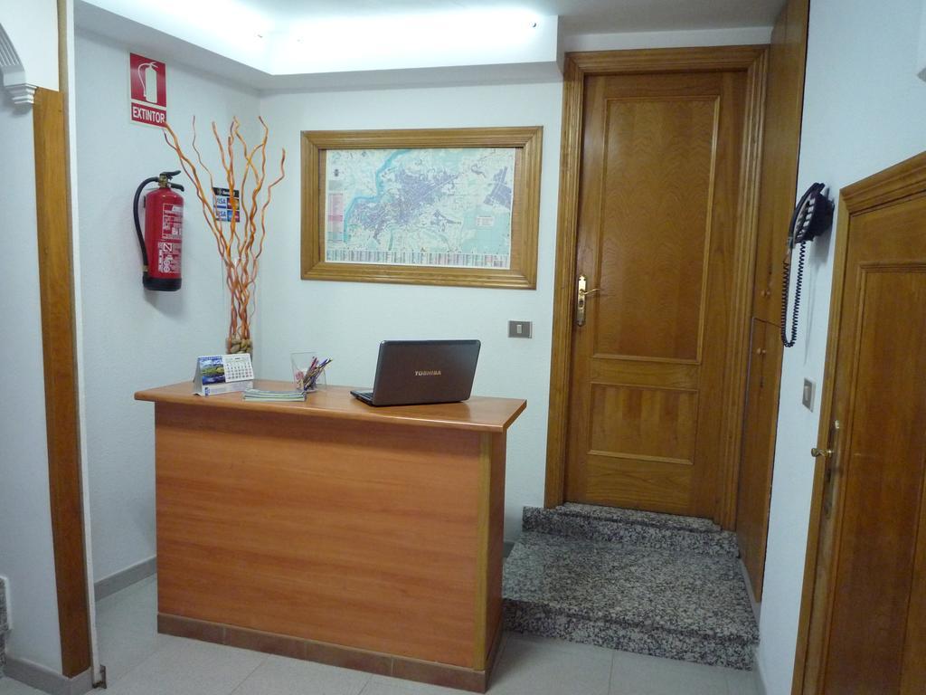 Hostal Residencia Ponte Vella Lugo Εξωτερικό φωτογραφία