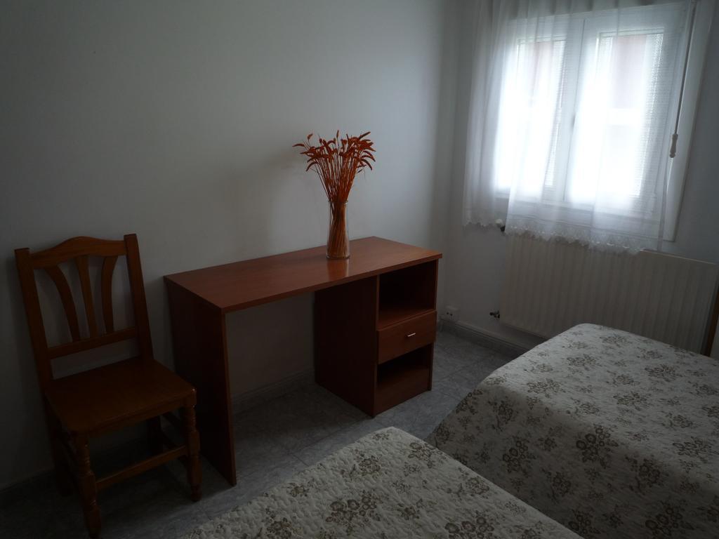 Hostal Residencia Ponte Vella Lugo Δωμάτιο φωτογραφία